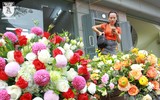 Hoa tươi, quà tặng đắt hàng ngày Quốc tế Phụ nữ 8-3